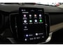 Volvo XC90 T8 Plug-in hybrid AWD Ultra Dark | Luchtvering | Panoramadak | Trekhaak | Head up display | Premium audio by Bowers&Wilkins | 360 graden camera | Verwarmbare voorstoelen met massagefunctie en ventilatie