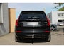 Volvo XC90 T8 Plug-in hybrid AWD Ultra Dark | Luchtvering | Panoramadak | Trekhaak | Head up display | Premium audio by Bowers&Wilkins | 360 graden camera | Verwarmbare voorstoelen met massagefunctie en ventilatie