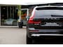 Volvo XC60 2.0 T6 Plug-in hybrid AWD Longe Range!*Perfect Volvo Onderh.*Elek. Trekhaak/Pano/Treeplanken/Stoelverw./Stuurverw./LED/Camera/Keyless Entry+Go/Apple Carplay-Android/Parkeersens.V+A*