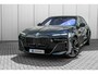 BMW i7 xDrive60 106 kWh 545 PK | Skylounge Panorama Dak | Achteras besturing | Elektrische deuren | Stoelmassage voor + achter |