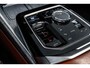BMW i7 xDrive60 106 kWh 545 PK | Skylounge Panorama Dak | Achteras besturing | Elektrische deuren | Stoelmassage voor + achter |