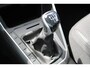 Volkswagen Taigo 1.0 TSI 110pk Life / Navigatie by APP / Parkeersensoren / LM 16 inch / Digital cockpit / LED