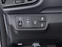 Kia Stonic 1.0 T-GDi MHEV DynamicPlusLine - Stoelverwarming - Stuurwielverwarming - Camera - AppleCarplay - Android Auto - Fabrieksgarantie tot 06-2031 of 150.000km