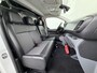 Toyota PROACE Electric Worker 136PK Automaat 3-Persoons Navi Apple Carplay Android Auto Airco Pdc DAB Bluetooth Cruise Control Regen-Lichtsensor Betonplex Vloer Wandbetimmering Schuifdeur Origineel Nederlandse Auto Dealeronderhouden