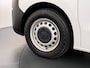 Toyota PROACE Electric Worker 136PK Automaat 3-Persoons Navi Apple Carplay Android Auto Airco Pdc DAB Bluetooth Cruise Control Regen-Lichtsensor Betonplex Vloer Wandbetimmering Schuifdeur Origineel Nederlandse Auto Dealeronderhouden
