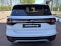Volkswagen T-Cross 1.0 TSI 110pk Style DSG Automaat / Virtual Cockpit / Trekhaak / 17 Inch / DSG / Stoelverwarming / getint glas / Navigatie