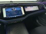 Mercedes-Benz E-klasse 300e Sport Edition | Panoramaschuifdak | Premium Plus | Rijassistentiepakket Plus | Night | Head-up display | Burmester