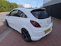 Opel Corsa 1.4-16V Black & White Edition