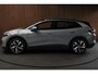Volkswagen ID.4 Pro 77 kWh Navi ACC Camera Warmtep. Carplay PDC Stuurverwarm. 19" LM velgen Climate (3 zone) Interieur voorverwarming & koeling
