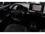 Volkswagen ID.4 Pro 77 kWh Navi ACC Camera Warmtep. Carplay PDC Stuurverwarm. 19" LM velgen Climate (3 zone) Interieur voorverwarming & koeling