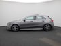 Mercedes-Benz A-klasse 180 Business Solution AMG | Automaat | Panorama dak | DAB | Navigatie | Half-Leder | Virtual cockpit | Bluetooth | Parkeer sensoren | Stoel verwarming | Cruise Control | Lichtmetalen Velgen |