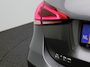 Mercedes-Benz A-klasse 180 Business Solution AMG | Automaat | Panorama dak | DAB | Navigatie | Half-Leder | Virtual cockpit | Bluetooth | Parkeer sensoren | Stoel verwarming | Cruise Control | Lichtmetalen Velgen |
