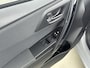Toyota Auris Touring Sports 1.8 Hybrid Dynamic | NL-Auto | Navigatie | Parkeercamera |
