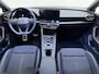CUPRA Leon Sportstourer 1.4 e-Hybrid Business | Apple Carplay / Android Auto | Sportstoelen | Stoelverwarming | Camera | Lichtmetalen Velgen |