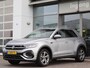 Volkswagen T-Roc 1.0 TSI 110 pk R-Line | Trekhaak | App Connect | ACC | Digital Cockpit | Navigatie | Camera |