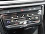 Volkswagen T-Roc 1.0 TSI 110 pk R-Line | Trekhaak | App Connect | ACC | Digital Cockpit | Navigatie | Camera |