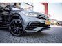 Volkswagen Tiguan Allspace 1.5 TSI R-Line Business+ | 7 persoons | Panoramadak | Leder | Trekhaak | Carplay | Stoel en stuurverw.|
