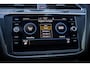 Volkswagen Tiguan Allspace 1.5 TSI R-Line Business+ | 7 persoons | Panoramadak | Leder | Trekhaak | Carplay | Stoel en stuurverw.|