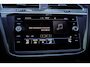 Volkswagen Tiguan Allspace 1.5 TSI R-Line Business+ | 7 persoons | Panoramadak | Leder | Trekhaak | Carplay | Stoel en stuurverw.|