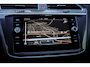 Volkswagen Tiguan Allspace 1.5 TSI R-Line Business+ | 7 persoons | Panoramadak | Leder | Trekhaak | Carplay | Stoel en stuurverw.|