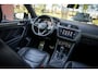 Volkswagen Tiguan Allspace 1.5 TSI R-Line Business+ | 7 persoons | Panoramadak | Leder | Trekhaak | Carplay | Stoel en stuurverw.|