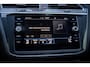Volkswagen Tiguan Allspace 1.5 TSI R-Line Business+ | 7 persoons | Panoramadak | Leder | Trekhaak | Carplay | Stoel en stuurverw.|