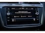 Volkswagen Tiguan Allspace 1.5 TSI R-Line Business+ | 7 persoons | Panoramadak | Leder | Trekhaak | Carplay | Stoel en stuurverw.|