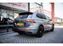 Volkswagen Tiguan Allspace 1.5 TSI R-Line Business+ | 7 persoons | Panoramadak | Leder | Trekhaak | Carplay | Stoel en stuurverw.|