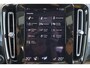 Volvo XC40 T5 Recharge Inscription - Panorama/schuifdak - IntelliSafe Assist - Harman/Kardon audio - Parkeercamera achter - Verwarmde voorstoelen & stuur - Parkeersensoren voor & achter - Elektr. bedienb. voorstoelen met geheugen links - Inklapbare trekhaak - 19' LMV