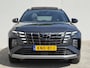 Hyundai Tucson 1.6 T-GDI PHEV N Line Sky Edition 4WD / Fabrieksgarantie tot 05-2027 / Dealer onderhouden / Afn. trekhaak 1.350 kg / Elektrische klep / Stuur- & stoelverwarming / Navigatie / Apple Carplay Android / 19" LM wielen / Krell Audio Systeem /