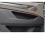 Volkswagen Multivan 1.4 eHybrid 7p. Pano Navi Camera ACC PDC Elektr. bedienbare schuifdeuren Elektr. bedienbare achterklep Stoelverwarming Climate voor & achter Cruise C. LM velgen BTW auto!