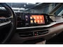 Volkswagen Multivan 1.4 eHybrid 7p. Pano Navi Camera ACC PDC Elektr. bedienbare schuifdeuren Elektr. bedienbare achterklep Stoelverwarming Climate voor & achter Cruise C. LM velgen BTW auto!