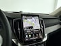 Volvo XC90 T8 Plug-in hybrid AWD Ultra Dark | Panoramadak | 360º camera | Luchtvering | Head- Up display | Bowers & Wilkins | Stoelventilatie | Trekhaak
