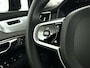 Volvo XC90 T8 Plug-in hybrid AWD Ultra Dark | Panoramadak | 360º camera | Luchtvering | Head- Up display | Bowers & Wilkins | Stoelventilatie | Trekhaak
