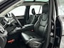 Volvo XC90 T8 Plug-in hybrid AWD Ultra Dark | Panoramadak | 360º camera | Luchtvering | Head- Up display | Bowers & Wilkins | Stoelventilatie | Trekhaak