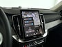 Volvo XC90 T8 Plug-in hybrid AWD Ultra Dark | Panoramadak | 360º camera | Luchtvering | Head- Up display | Bowers & Wilkins | Stoelventilatie | Trekhaak