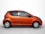 Toyota Aygo 1.0 VVT-i Comfort Orange | Airco | Elektrische ramen voor | Centrale deurvergrendeling met afstandsbediening | Opbergvak dashboard |