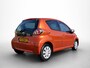 Toyota Aygo 1.0 VVT-i Comfort Orange | Airco | Elektrische ramen voor | Centrale deurvergrendeling met afstandsbediening | Opbergvak dashboard |