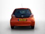 Toyota Aygo 1.0 VVT-i Comfort Orange | Airco | Elektrische ramen voor | Centrale deurvergrendeling met afstandsbediening | Opbergvak dashboard |