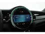 MINI Cooper S 3-Deurs 2.0 Classic | Rijklaar! | Dig. Cockpit | Stoelverw. | Camera+PDC | Sfeerverl. | Piano Black ext. | Cruise | NAV+CarPlay | Climate | Keyless | LED | 17'' V