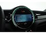 MINI Cooper S 3-Deurs 2.0 Classic | Rijklaar! | Dig. Cockpit | Stoelverw. | Camera+PDC | Sfeerverl. | Piano Black ext. | Cruise | NAV+CarPlay | Climate | Keyless | LED | 17'' V