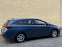 Toyota Auris Touring Sports 1.8 Hybrid Trend | Panoramadak | Climate control | Cruise control | Navigatie | Camera | 16 inch velgen | LED-dagrij | DAB