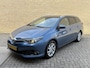 Toyota Auris Touring Sports 1.8 Hybrid Trend | Panoramadak | Climate control | Cruise control | Navigatie | Camera | 16 inch velgen | LED-dagrij | DAB