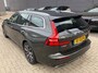 Volvo V60 2.0 T8 Twin Engine AWD Inscription | Panoramadak | Harman en Cardon | Blis | PDC V+A en camera | Adaptie Cruiscontrol | Lederen bekleding-Stoelverwarming |