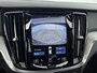 Volvo V60 2.0 T8 Twin Engine AWD Inscription | Panoramadak | Harman en Cardon | Blis | PDC V+A en camera | Adaptie Cruiscontrol | Lederen bekleding-Stoelverwarming |