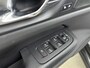 Volvo V60 2.0 T8 Twin Engine AWD Inscription | Panoramadak | Harman en Cardon | Blis | PDC V+A en camera | Adaptie Cruiscontrol | Lederen bekleding-Stoelverwarming |