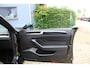 Volkswagen Arteon Shooting Brake 1.4 TSI eHybrid R-Line Business+ | Incl. 12 maanden Garantie | SoH 92% | Dealer onderhouden | Panorama dak | Stoelmassage | Stoelverwarming V+A | Stuurverwarming | Elektrisch verstelbare stoelen met memory | Elektrisch wegklapbare trekhaak | Elektrische kofferbakklep | Adaptive cruise controle | Head-Up display | 360° Camera | Dodehoekdetectie | Apple CarPlay/Andriod Auto | Navigatie |