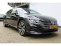 Volkswagen Arteon Shooting Brake 1.4 TSI eHybrid R-Line Business+ | Incl. 12 maanden Garantie | SoH 92% | Dealer onderhouden | Panorama dak | Stoelmassage | Stoelverwarming V+A | Stuurverwarming | Elektrisch verstelbare stoelen met memory | Elektrisch wegklapbare trekhaak | Elektrische kofferbakklep | Adaptive cruise controle | Head-Up display | 360° Camera | Dodehoekdetectie | Apple CarPlay/Andriod Auto | Navigatie |