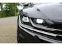 Volkswagen Arteon Shooting Brake 1.4 TSI eHybrid R-Line Business+ | Incl. 12 maanden Garantie | SoH 92% | Dealer onderhouden | Panorama dak | Stoelmassage | Stoelverwarming V+A | Stuurverwarming | Elektrisch verstelbare stoelen met memory | Elektrisch wegklapbare trekhaak | Elektrische kofferbakklep | Adaptive cruise controle | Head-Up display | 360° Camera | Dodehoekdetectie | Apple CarPlay/Andriod Auto | Navigatie |
