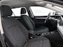 Volkswagen Golf Variant 1.5 eTSI Life Business 1 eerdere eigenaar | Trekhaak | Apple Carplay | Android Auto | Stoelverwarming | Cruise Control Adaptief | Dakrails | Parkeersensor Voor en Achter | Sfeerverlichting